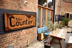 the counter cafe restaurant hackney brunch art gallery